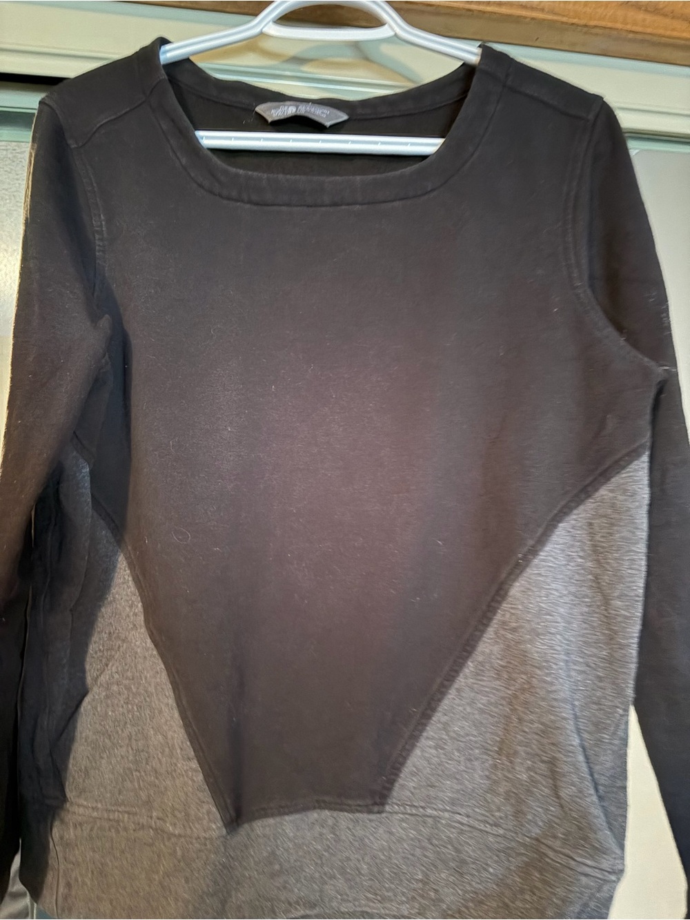 The North Face Women’s Black and Gray Colorblock Crew Sweatshirt